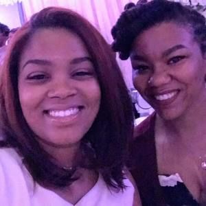 Meet your Posher, Carla